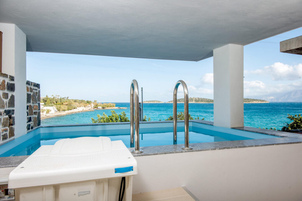 Purchasing property via auction - Economou & Economou law office the best real estate law office in Athens Greece econlaw@live.com (+30)2103603824